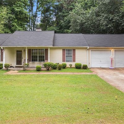 6390 Amber Dr, Douglasville, GA 30135