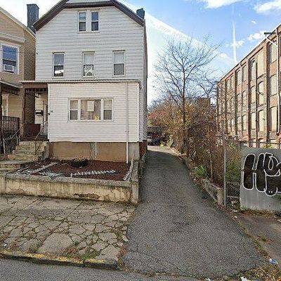 64 Warren St, Paterson, NJ 07524