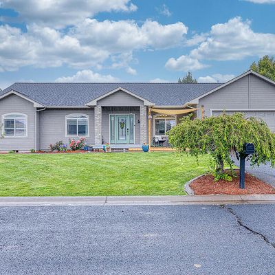 6405 Ventura Dr, Klamath Falls, OR 97603