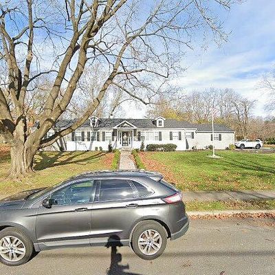 55 Elm Ln, Shrewsbury, NJ 07702