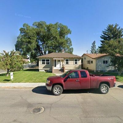 555 Avenue G, Powell, WY 82435