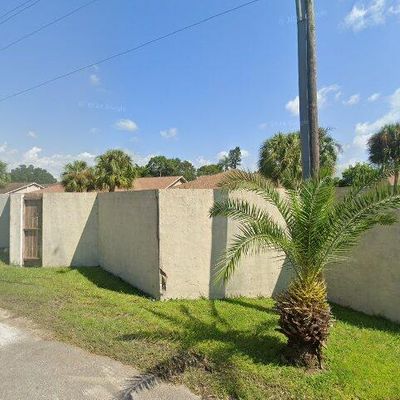 5569 Boulder Blvd #2, Sarasota, FL 34233