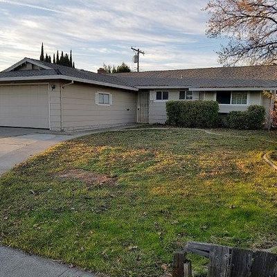 5633 Revelstok Dr, Sacramento, CA 95842