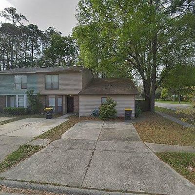 5676 Bryner Dr, Jacksonville, FL 32244