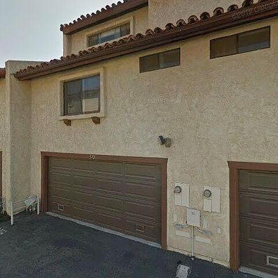 572 Rosewood Ave, Camarillo, CA 93010