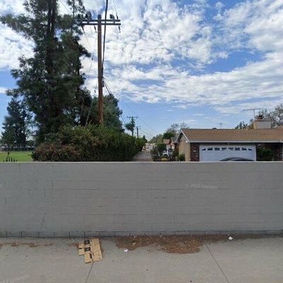 5765 N Barranca Ave, Azusa, CA 91702