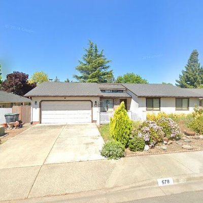 578 Hogan Ave, Medford, OR 97504