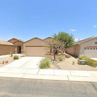 578 N Tunitcha Dr, Green Valley, AZ 85614