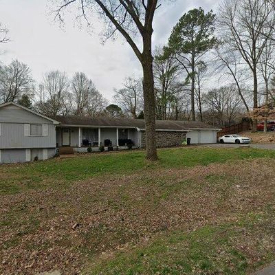 590 Indian Lake Rd, Hendersonville, TN 37075