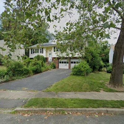 7 Carey Ct, Montclair, NJ 07042