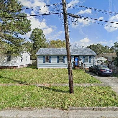 7 Gillis Rd, Portsmouth, VA 23702