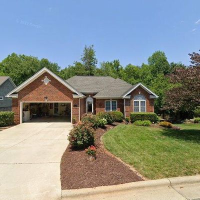 7 Hickory Dr, Elon, NC 27244