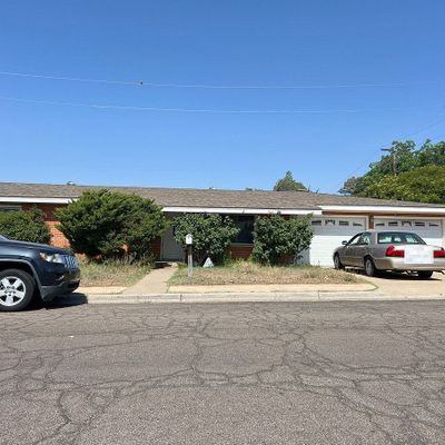 701 Pinon Dr, Hobbs, NM 88240