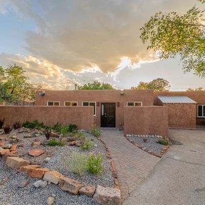 706 Juniper Dr, Santa Fe, NM 87501