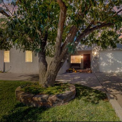 715 Loma Vista Dr Ne, Albuquerque, NM 87106