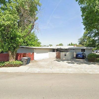 715 W Beverly Pl, Tracy, CA 95376