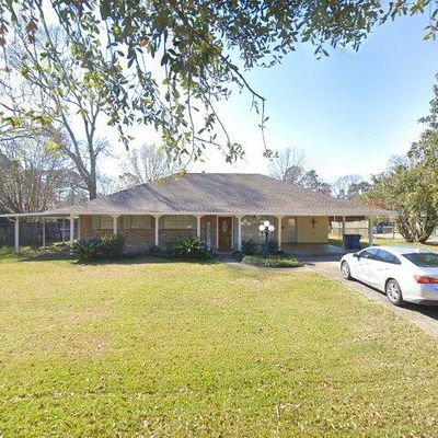 716 Dawes Dr, Denham Springs, LA 70726