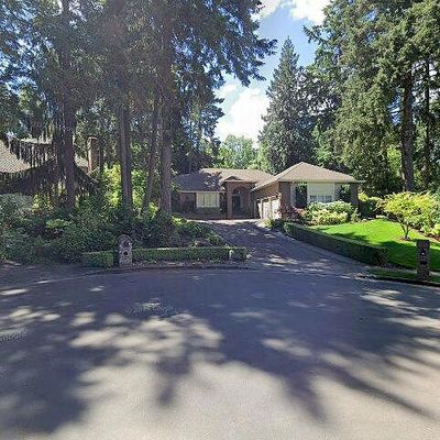 720 Kenola Ct, Lake Oswego, OR 97034