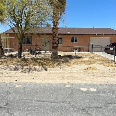 72076 Joshua Dr, Twentynine Palms, CA 92277