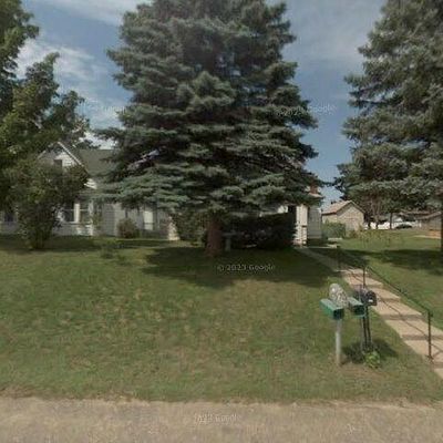 727 9 Th St Ne, Little Falls, MN 56345