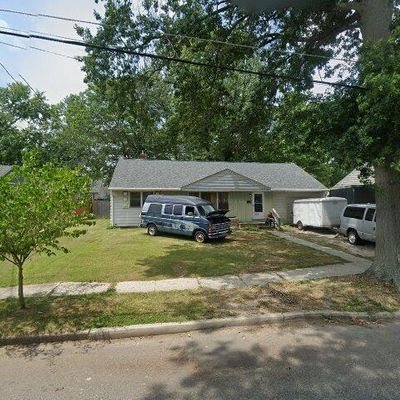 728 Embassy Ter, Vineland, NJ 08360