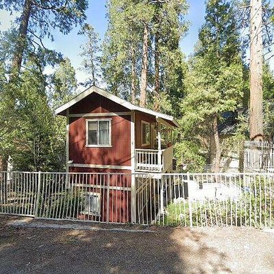 735 Ca 138, Crestline, CA 92325