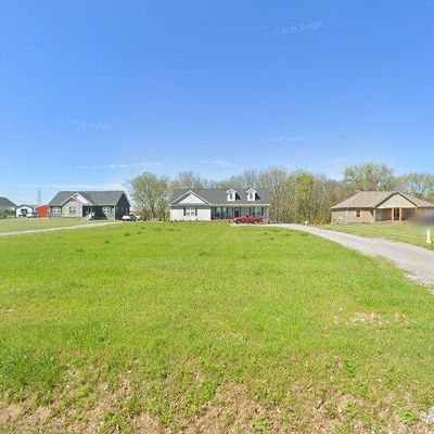 740 Armstrong Rd, Castalian Springs, TN 37031