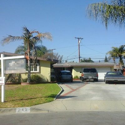 743 N Myrtlewood Ave, West Covina, CA 91791