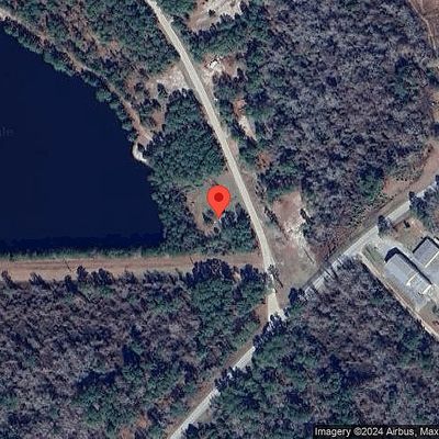 75 Cape Fear Dr, Burgaw, NC 28425