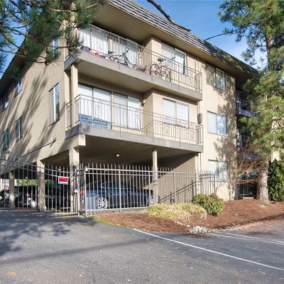 750 N 143 Rd St #316, Seattle, WA 98133