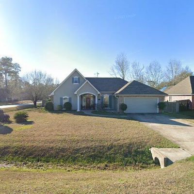 752 Homewood Dr, Covington, LA 70433