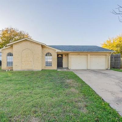 7528 Marlinda Cir, Fort Worth, TX 76140