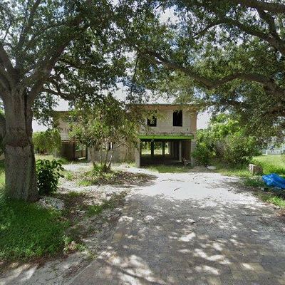 6453 Park Rd, Fort Myers, FL 33908