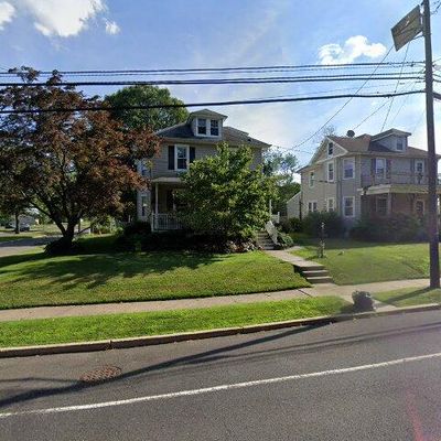 648 E Front St, Florence, NJ 08518