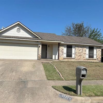 6521 Kary Lynn Dr N, Watauga, TX 76148