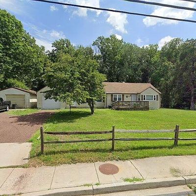 67 W Main St, Alloway, NJ 08001