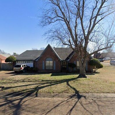 6707 Lake Point Cir, Memphis, TN 38141