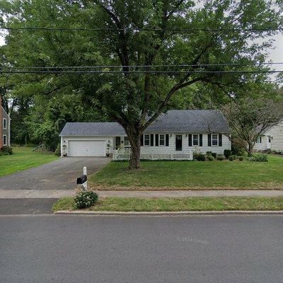 68 Pepperidge Dr, Southington, CT 06489