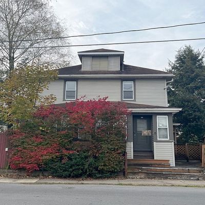 680 Shakespeare Ave, Milton, PA 17847