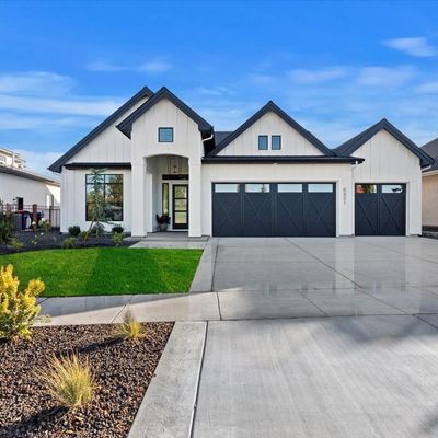 6851 W Piaffe St, Eagle, ID 83616