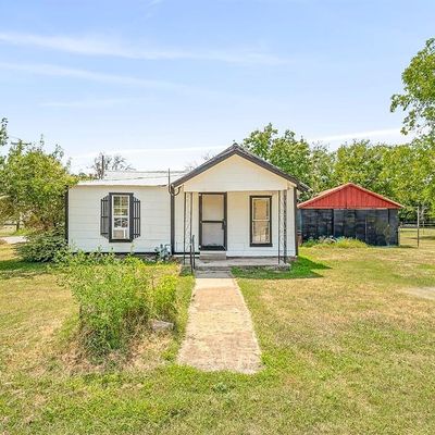 690 S Sixth St, Stephenville, TX 76401