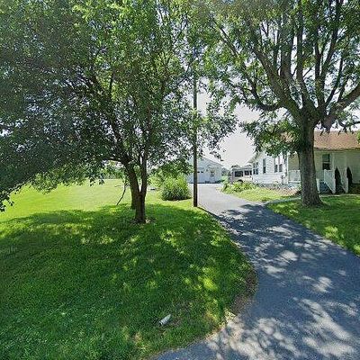 692 Old York Rd, Dillsburg, PA 17019