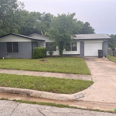 808 Carmen St, Killeen, TX 76541