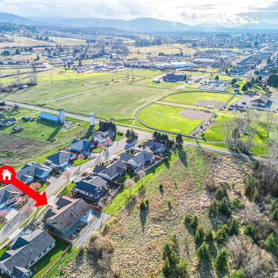 81 Broadmoor St, Sequim, WA 98382