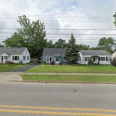 810 32 Nd St Sw, Wyoming, MI 49509