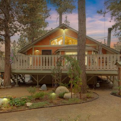 812 E Country Club Boulevard, Big Bear, CA 92314