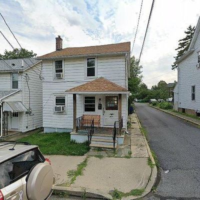 812 Kieffer St, Fountain Hill, PA 18015