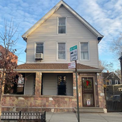 815 East 213 Street, Bronx, NY 10467