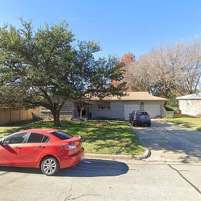 817 Elizabeth Dr, Bedford, TX 76022