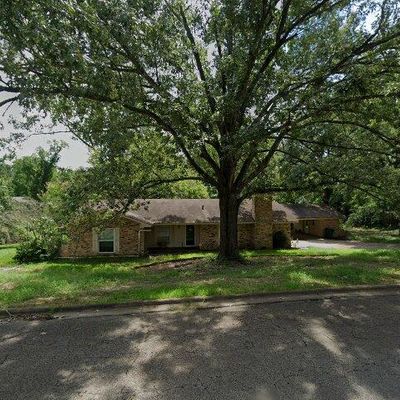 818 Laurel Ln, Nacogdoches, TX 75964